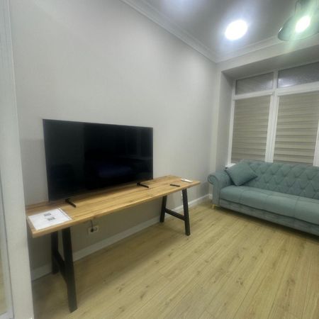 Comfortable Apartment In Central Of Alma-Ata Buitenkant foto